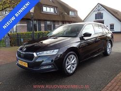 Zwart Gebruikt 2021 Skoda Octavia Business Line Stationwagen | € 17.900 (Eerlijke prijs)