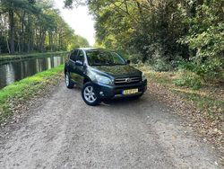 Grijs (metallic) Gebruikt 2008 Toyota RAV4 x-style SUV | € 7.500 (Eerlijke prijs)