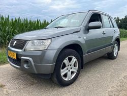 Grijs Gebruikt 2006 Suzuki Grand Vitara Exclusive SUV | € 4.350 (Eerlijke prijs)