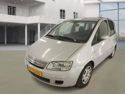 Grijs Gebruikt 2006 Fiat Idea Dynamic MPV | € 1.745 (Eerlijke prijs)