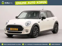 Wit, metallic lak Gebruikt 2021 Mini Cooper Business Hatchback | € 27.100 (Duur)