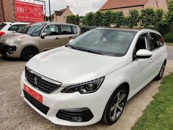 Wit Gebruikt 2020 Peugeot 308 Allure Stationwagen | € 13.950 (Eerlijke prijs)