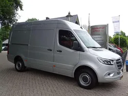 Grijs Gebruikt 2023 Mercedes Sprinter Van | € 48.950 (Eerlijke prijs)