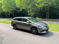 Grijs Gebruikt 2018 Toyota Auris Hybrid 50th Anniversary Stationwagen | € 12.975 (Eerlijke prijs)
