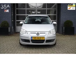 Grijs Gebruikt 2009 VW Polo Trendline Hatchback | € 2.750 (Eerlijke prijs)