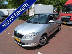 Grijs Gebruikt 2012 Skoda Fabia Ambition Hatchback | € 3.944 (Eerlijke prijs)