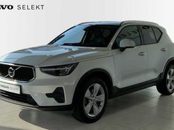 Wit Gebruikt 2023 Volvo XC40 Core SUV | € 35.950 (Goede deal)
