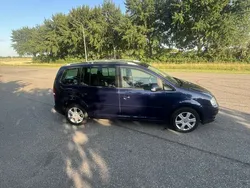 Blauw Gebruikt 2003 VW Touran Highline MPV | € 3.000 (Duur)