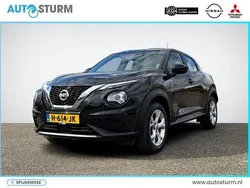 Zwart, metallic lak Gebruikt 2020 Nissan Juke Acenta SUV | € 15.950 (Eerlijke prijs)