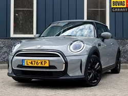Grijs Gebruikt 2021 Mini Cooper Essential Hatchback | € 17.950 (Eerlijke prijs)