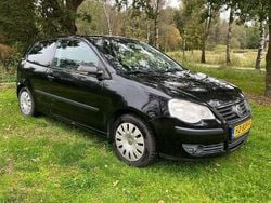 Zwart Gebruikt 2007 VW Polo Trendline Hatchback | € 1.250 (Goede deal)