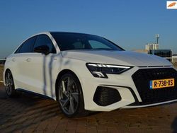 Wit Gebruikt 2020 Audi A3 Sedan | € 38.150