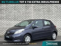 Blauw Gebruikt 2012 Toyota Yaris Hatchback | € 9.290 (Eerlijke prijs)