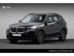 Zwart, metallic lak Gebruikt 2023 BMW X1 M Sport SUV | € 49.880 (Super prijs)