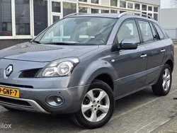 Grijs Gebruikt 2008 Renault Koleos Dynamique SUV | € 2.999 (Eerlijke prijs)