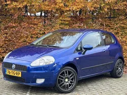Blauw, metallic lak Gebruikt 2006 Fiat Grande Punto Sport Hatchback | € 2.450 (Eerlijke prijs)