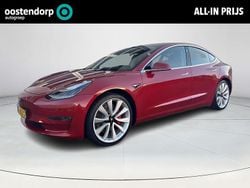 Rood Gebruikt 2019 Tesla Model 3 Performance Sedan | € 27.890 (Eerlijke prijs)
