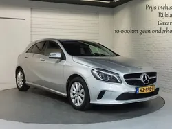 Grijs, metallic lak Gebruikt 2018 Mercedes A160 Ambition Hatchback | € 18.900 (Super prijs)