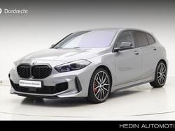 Skyscraper grey metallic (grijs metallic) Gebruikt 2023 BMW M135 Comfort Edition Hatchback | € 47.895 (Iets duurder)