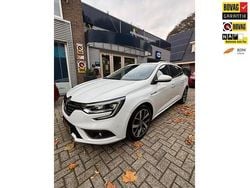 Wit Gebruikt 2020 Renault Mégane GrandTour Bose Edition Stationwagen | € 15.950 (Eerlijke prijs)
