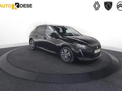 Zwart Gebruikt 2023 Peugeot 208 Allure Hatchback | € 18.795 (Eerlijke prijs)