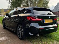 Zwart Gebruikt 2020 BMW 120 Executive Hatchback | € 18.499 (Goede deal)