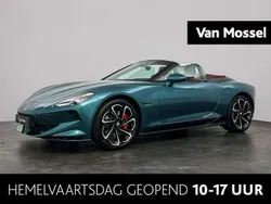 Groen Nieuw 2025 MG Cyberster Cabriolet | € 72.500