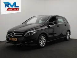 Zwart Gebruikt 2015 Mercedes B180 Ambition MPV | € 13.900 (Goede deal)