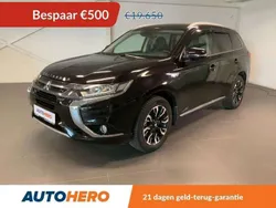 Zwart Gebruikt 2017 Mitsubishi Outlander P-HEV Top SUV | € 19.349 (Goede deal)