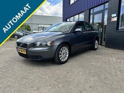 Grijs Gebruikt 2006 Volvo S40 Momentum Sedan | € 3.749 (Eerlijke prijs)