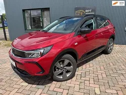 Rood Gebruikt 2024 Opel Grandland X SUV | € 26.450 (Eerlijke prijs)