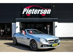 Grijs, metallic lak Gebruikt 2012 Mercedes SLK250 AMG Cabriolet | € 17.950