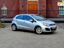 Grijs Gebruikt 2012 Kia Rio Comfort Hatchback | € 4.199 (Eerlijke prijs)