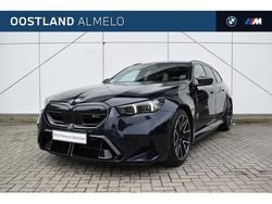 M carbonschwarz (donker zwart metallic) Gebruikt 2025 BMW M5 Comfort Edition Stationwagen | € 149.950 (Iets duurder)