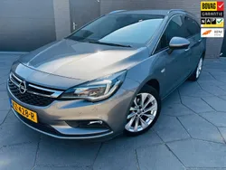 Grijs Gebruikt 2017 Opel Astra Edition Stationwagen | € 12.995 (Iets duurder)