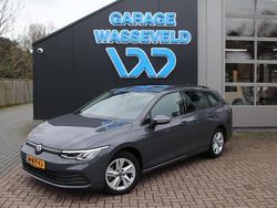 Grijs Gebruikt 2021 VW Golf VIII Life Stationwagen | € 19.950 (Eerlijke prijs)