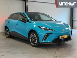 Blauw Gebruikt 2023 MG MG4 EV Luxury Hatchback | € 21.950 (Goede deal)