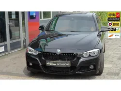 Zwart Gebruikt 2018 BMW 318 Executive Stationwagen | € 21.950 (Iets duurder)