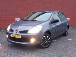 Paars, metallic lak Gebruikt 2008 Renault Clio III Hatchback | € 2.450