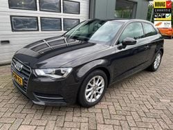 Bruin Gebruikt 2014 Audi A3 Attraction Hatchback | € 15.000 (Goede deal)