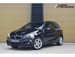 Zwart Gebruikt 2017 BMW 218 Active Tourer Executive MPV | € 14.950 (Eerlijke prijs)