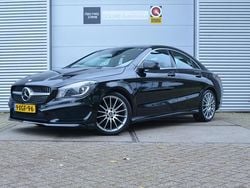 Zwart (metallic) Gebruikt 2014 Mercedes CLA180 Ambition Sedan | € 14.499 (Eerlijke prijs)