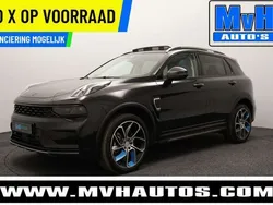 Zwart, metallic lak Gebruikt 2023 Lynk & Co 01 SUV | € 29.999 (Eerlijke prijs)
