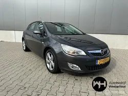 Grijs Gebruikt 2010 Opel Astra Edition Hatchback | € 3.495 (Eerlijke prijs)