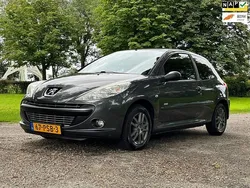 Grijs Gebruikt 2011 Peugeot 206+ Hatchback | € 999 (Super prijs)