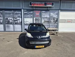Zwart Gebruikt 2010 Peugeot 107 Hatchback | € 2.999 (Goede deal)