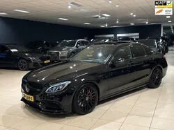 Zwart Gebruikt 2016 Mercedes C63 AMG AMG Sedan | € 47.950 (Goede deal)