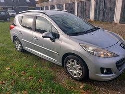 Grijs Gebruikt 2012 Peugeot 207 Sportium Stationwagen | € 2.950 (Eerlijke prijs)