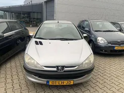 Grijs Gebruikt 2003 Peugeot 206 Hatchback | € 1.100 (Eerlijke prijs)