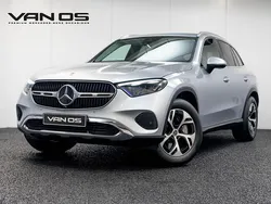 Zilver, metallic lak Gebruikt 2023 Mercedes GLC300 Business SUV | € 59.995 (Eerlijke prijs)